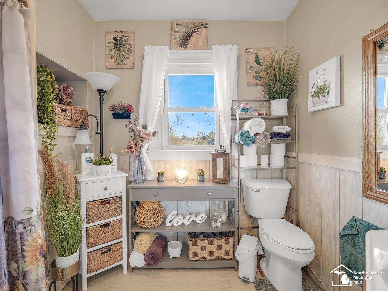 41040 Willow Road New Boston, MI 48164 - Photo 11 of 20 50166237-4740e0a5-a057-4735-a3e8-ded06e21fd77.JPG