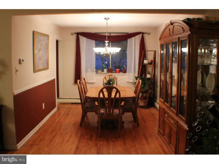 213 Pinetown Road Norristown, PA 19403 - Photo 9 of 25 Dining Room