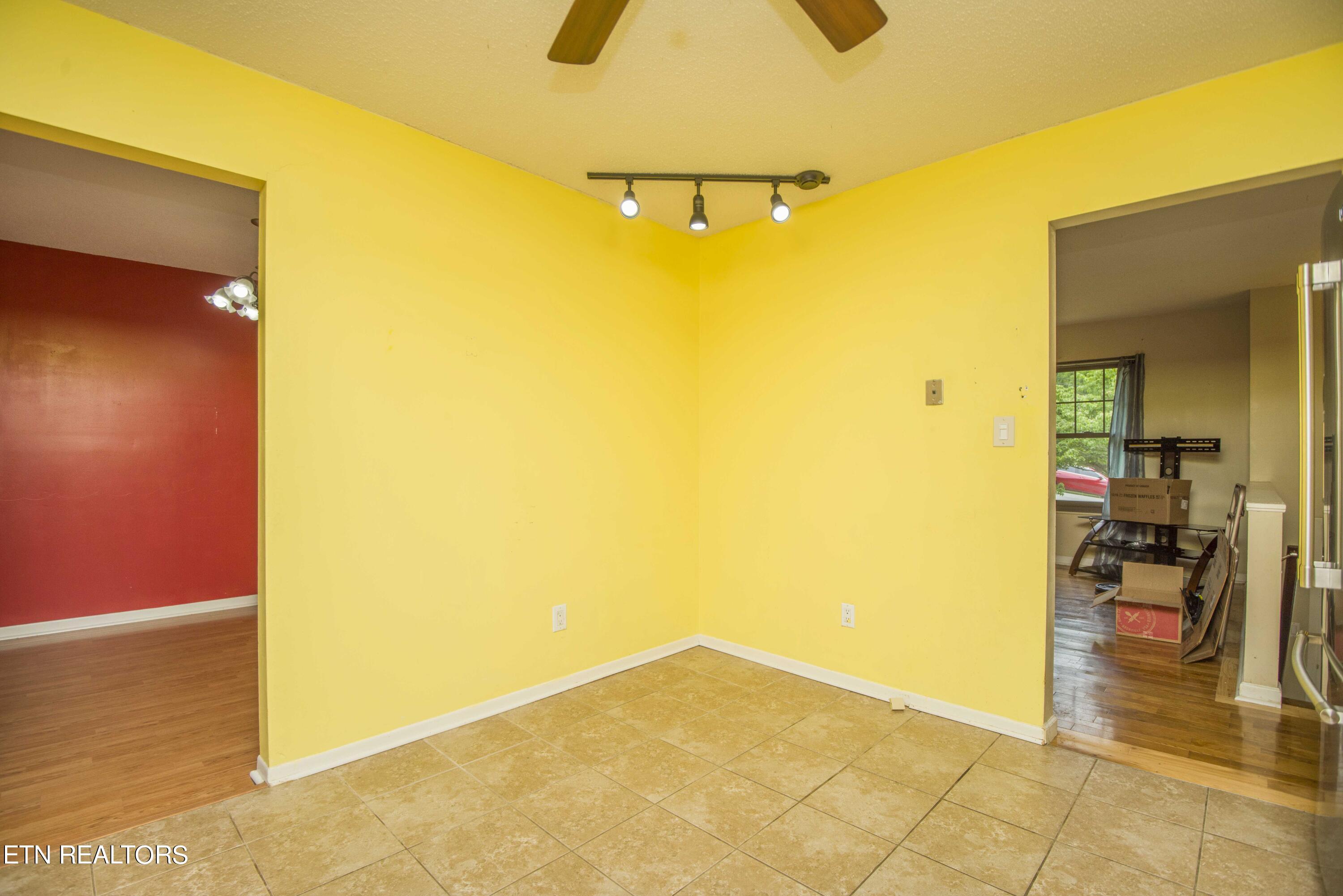 1503 Hidden Hills Drive Clinton, TN 37716 - Photo 11 of 49 kitchen_1