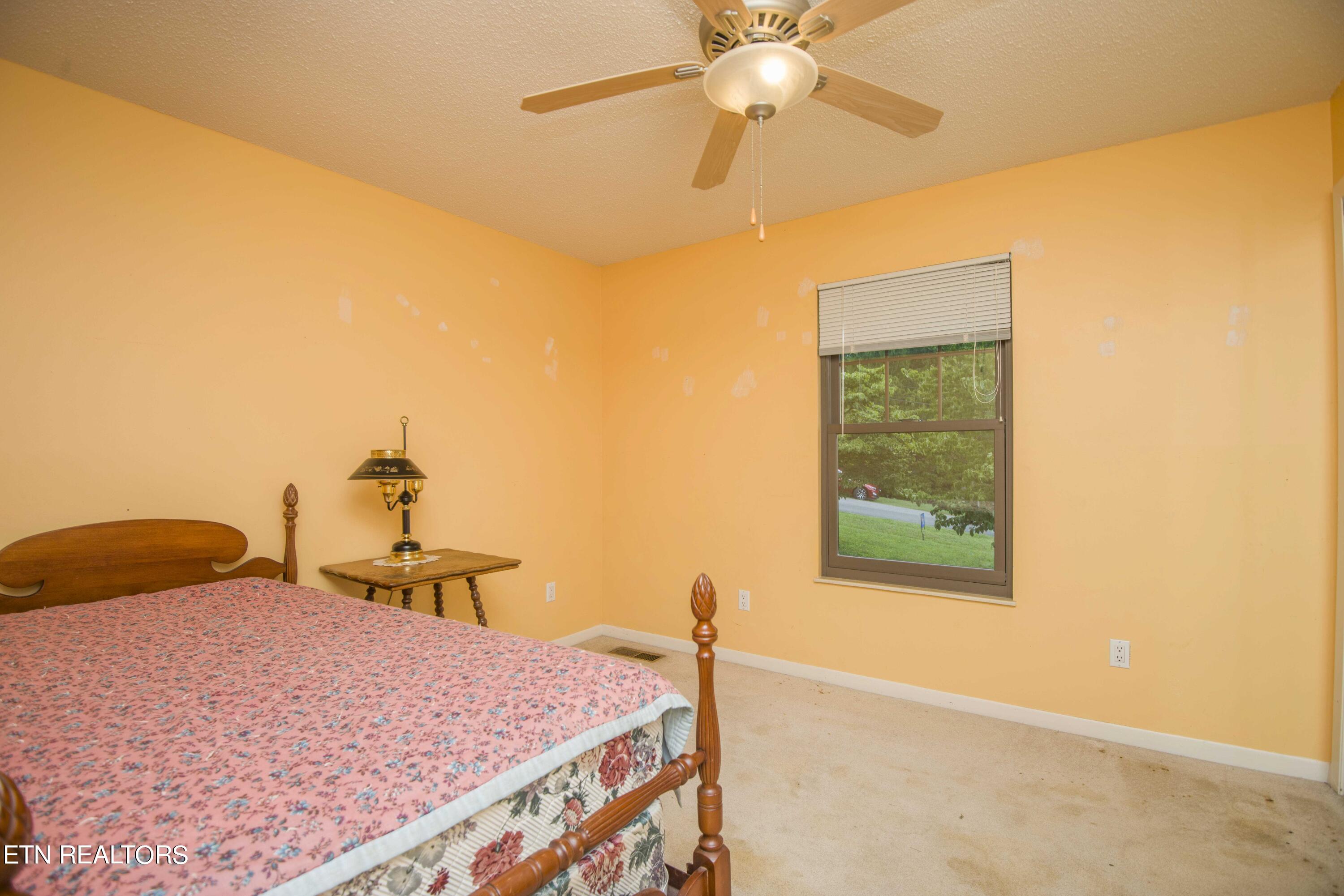 1503 Hidden Hills Drive Clinton, TN 37716 - Photo 16 of 49 second bed 2_1