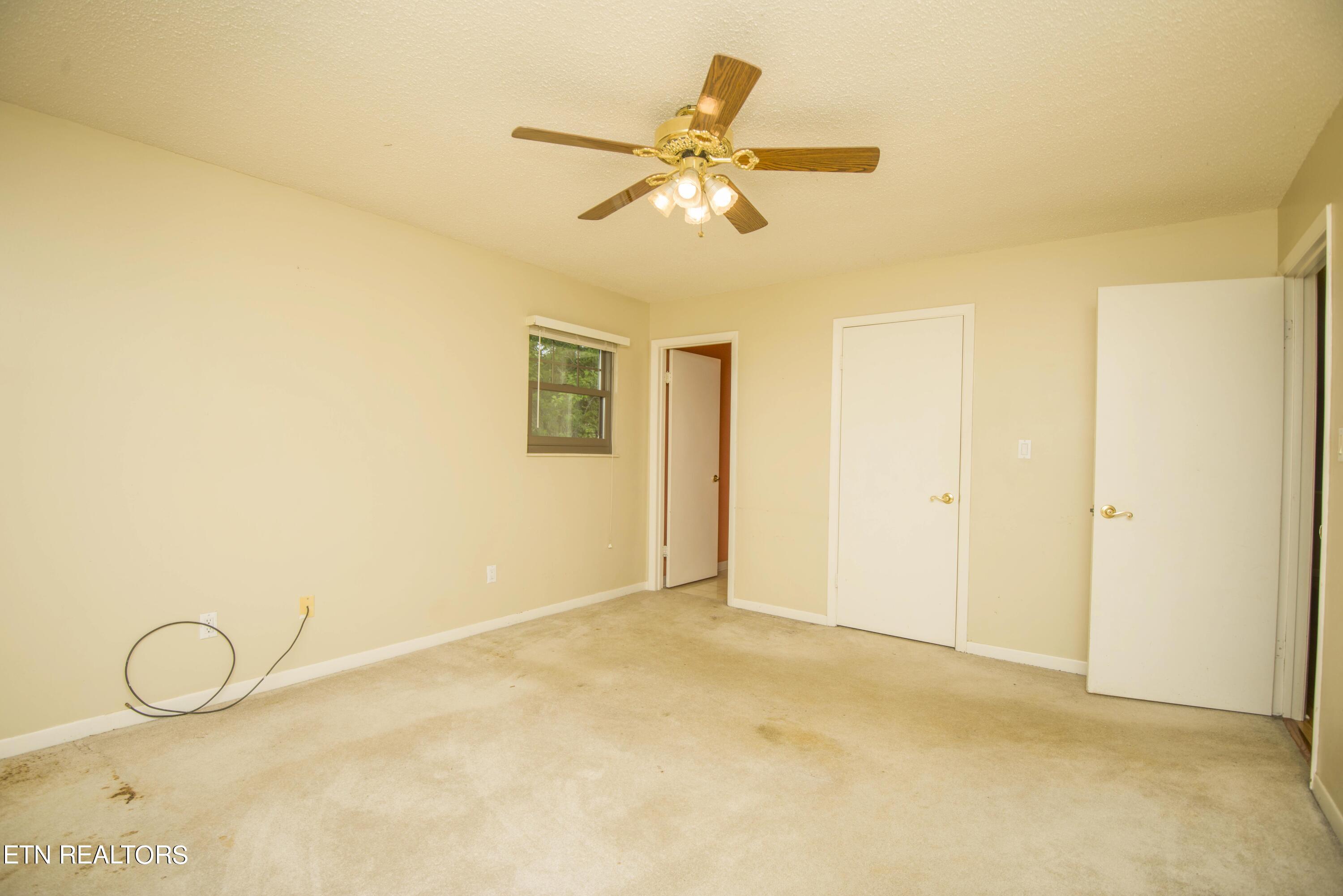 1503 Hidden Hills Drive Clinton, TN 37716 - Photo 24 of 49 master bed 2_1