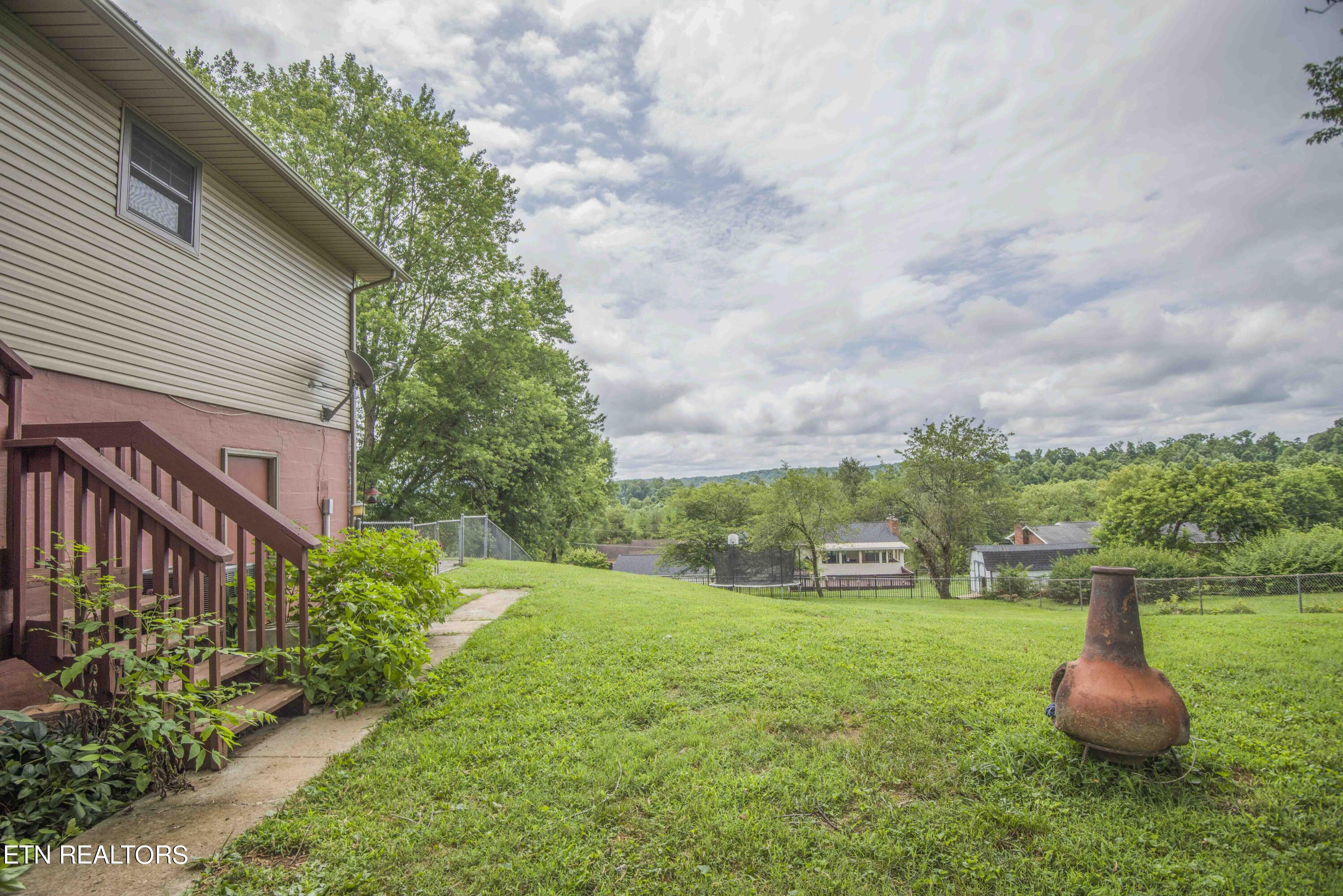 1503 Hidden Hills Drive Clinton, TN 37716 - Photo 45 of 49 yard 6_1