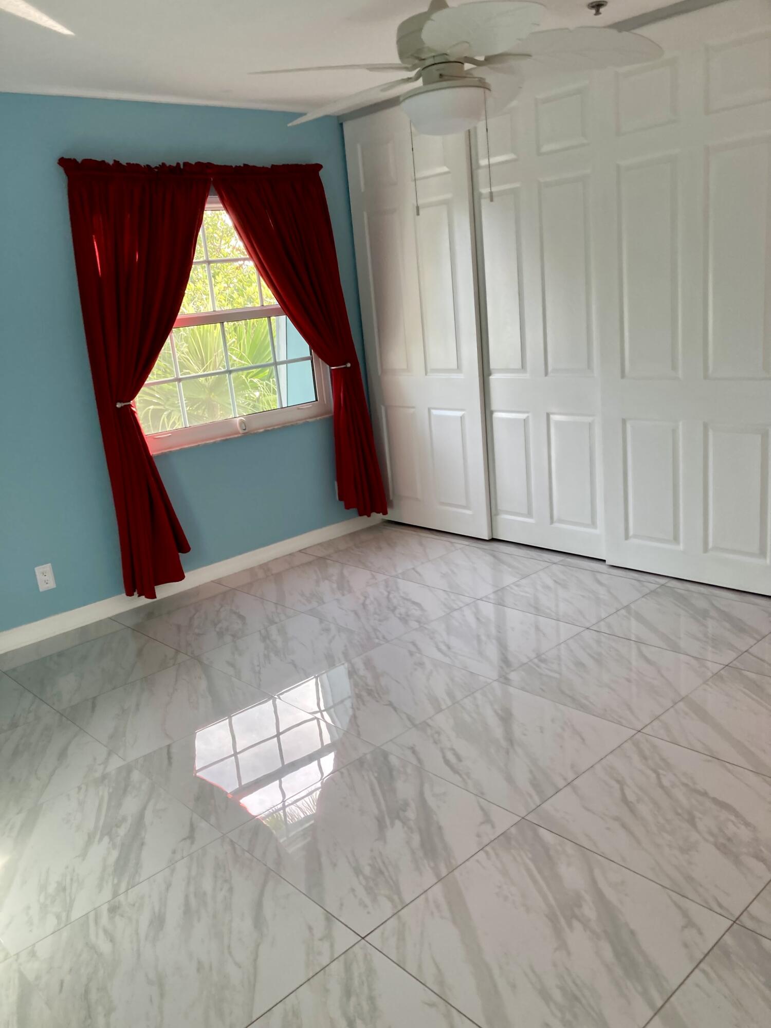 950 South Kanner Highway, Unit E23 Stuart, FL 34994 - Photo 11 of 15 an empty room with windows