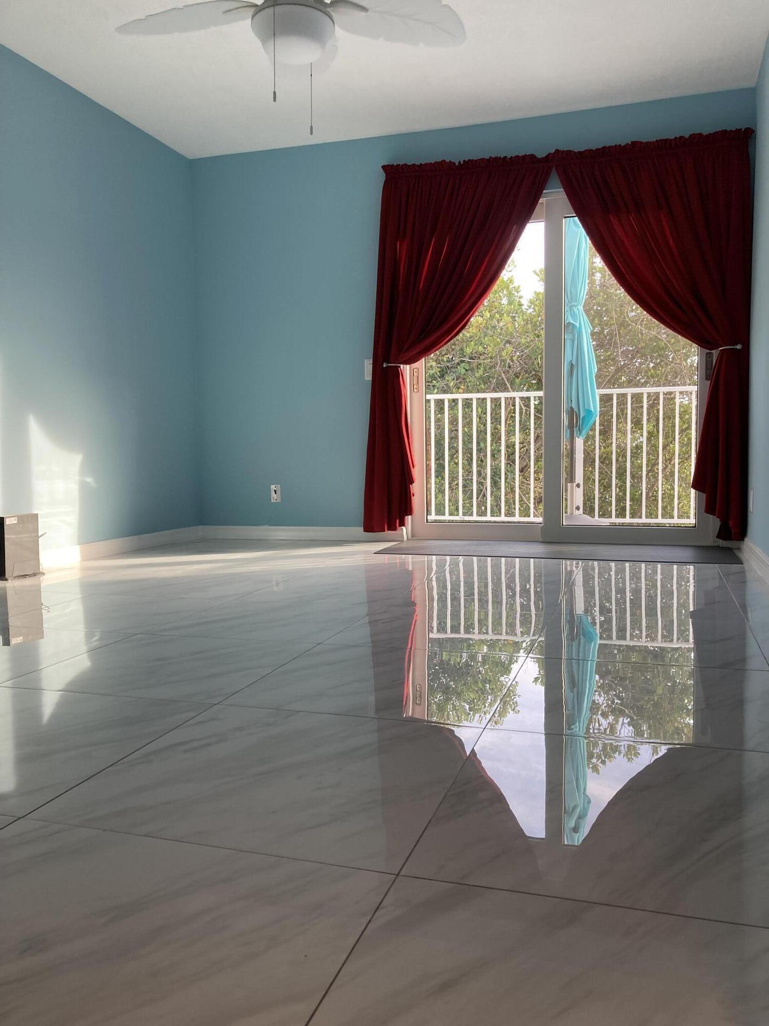 950 South Kanner Highway, Unit E23 Stuart, FL 34994 - Photo 8 of 15 a view of an empty room with a window