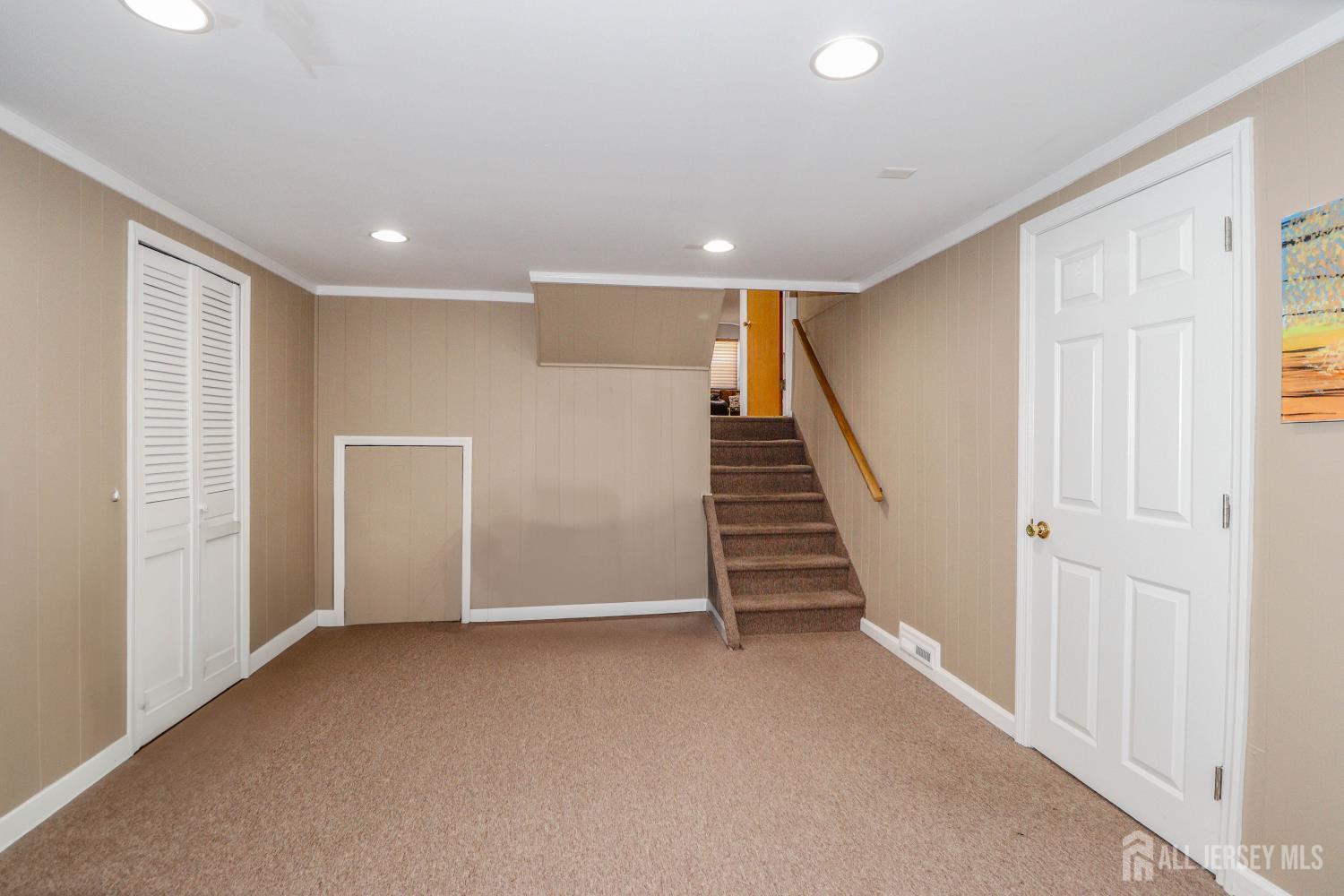 5 Overhill Road East Brunswick, NJ 08816 - Photo 31 of 38