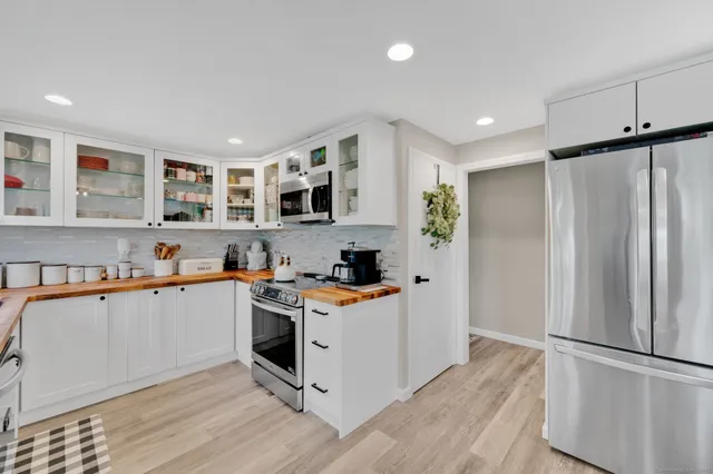 $395,000 | 13 Baldwin Hill Road, Litchfield, CT 06759