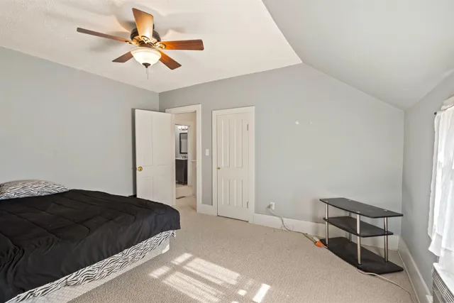 $190,000 | 224 South Weaver Street, Hesston, KS 67062