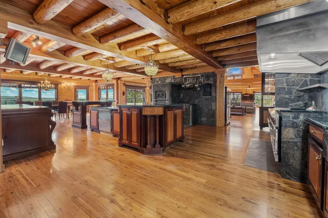 $5,900,000 | 1950 Collins Road, Halifax, VT 05301