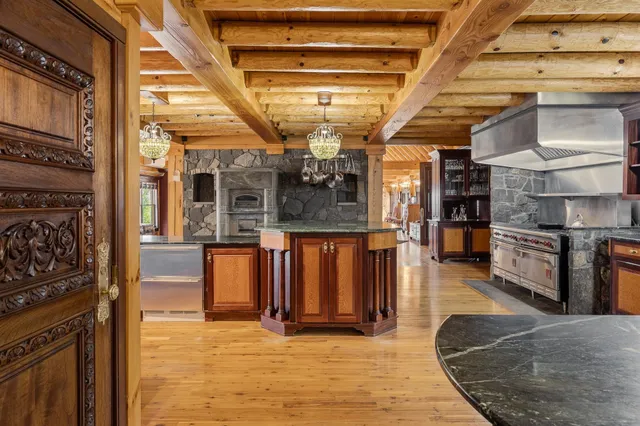 $5,900,000 | 1950 Collins Road, Halifax, VT 05301