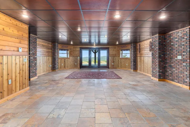 $5,900,000 | 1950 Collins Road, Halifax, VT 05301