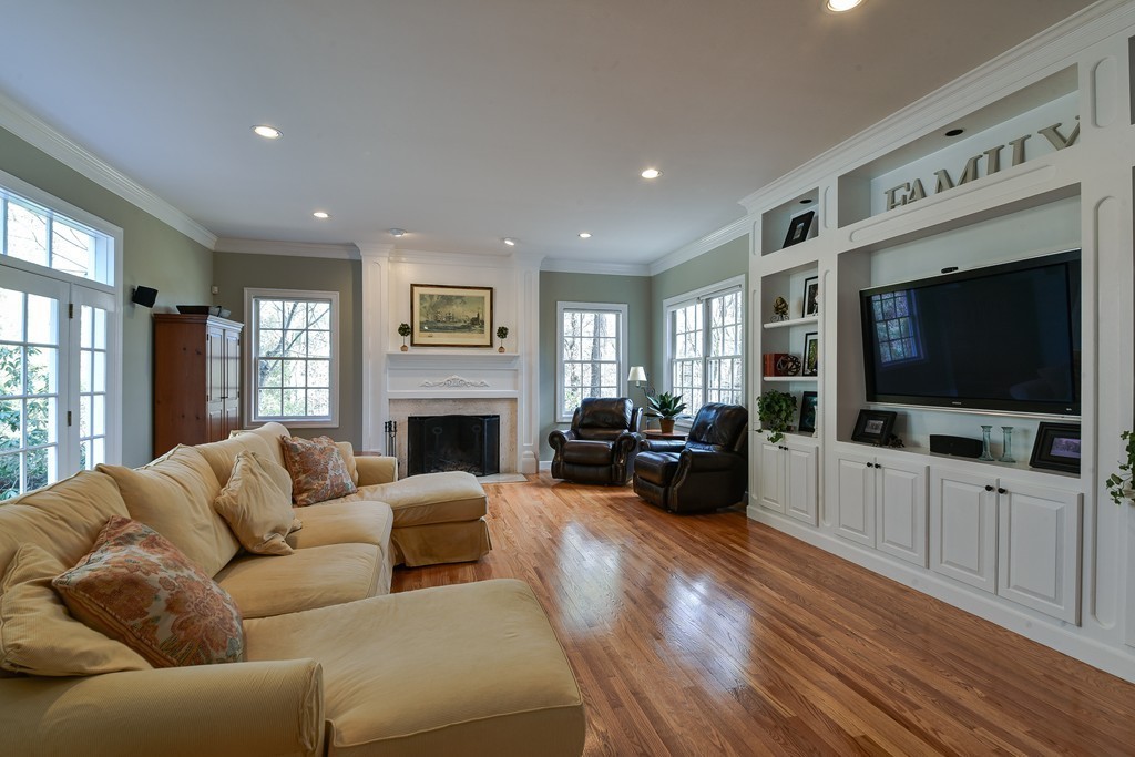4 Green Lane Sherborn, MA 01770 - Photo 13 of 30