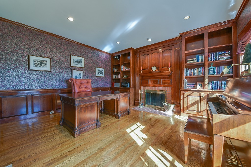 4 Green Lane Sherborn, MA 01770 - Photo 15 of 30