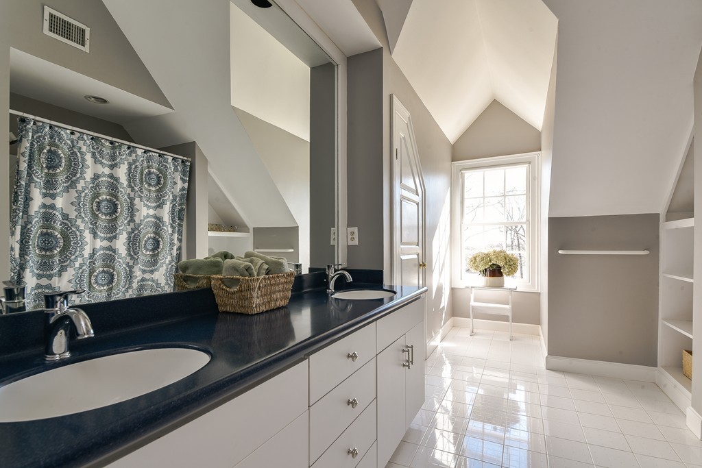 4 Green Lane Sherborn, MA 01770 - Photo 20 of 30