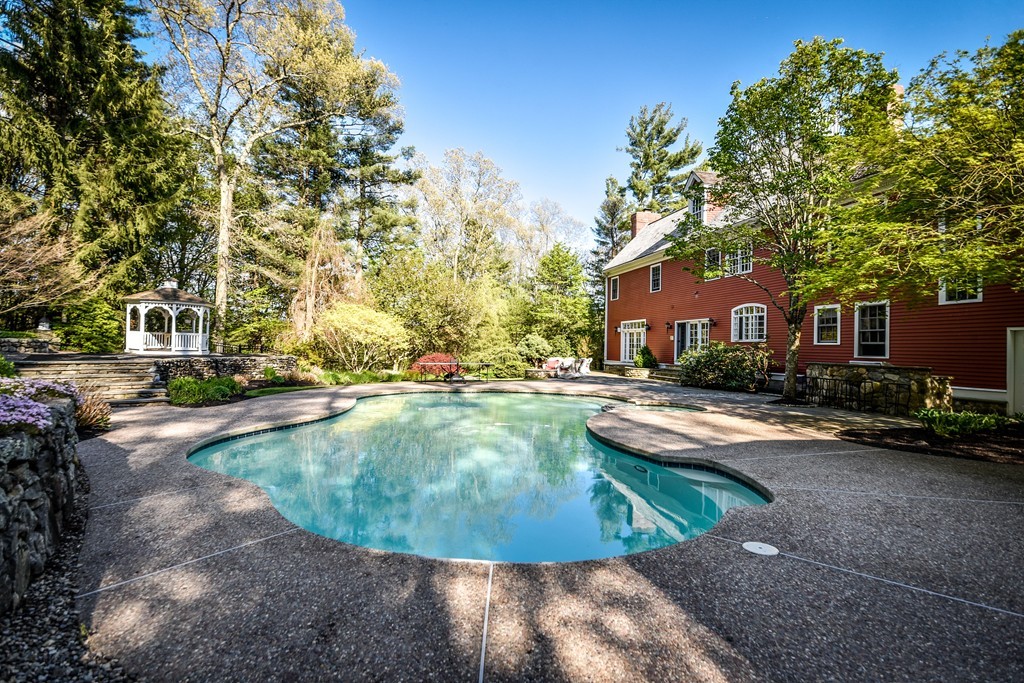 4 Green Lane Sherborn, MA 01770 - Photo 5 of 30