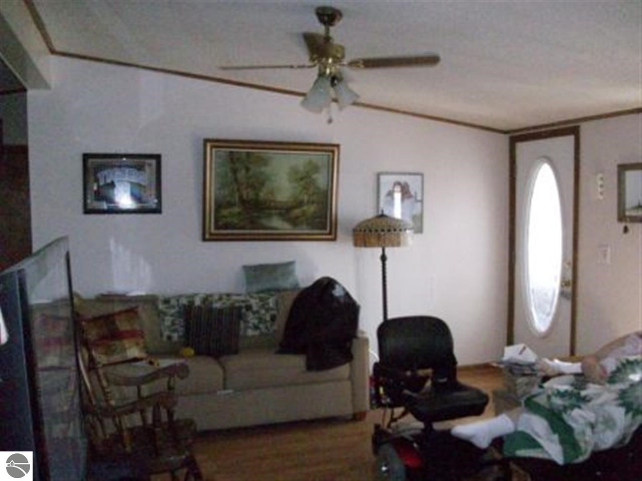 726 West Harrison Road Alma, MI 48801 - Photo 14 of 15 1782126-13.JPG