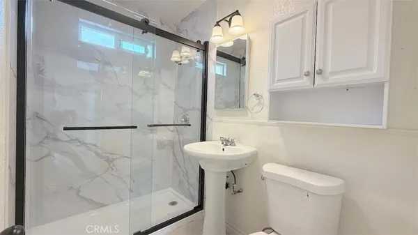 $2,950 | 3820 West Valencia Drive, Fullerton, CA 92833