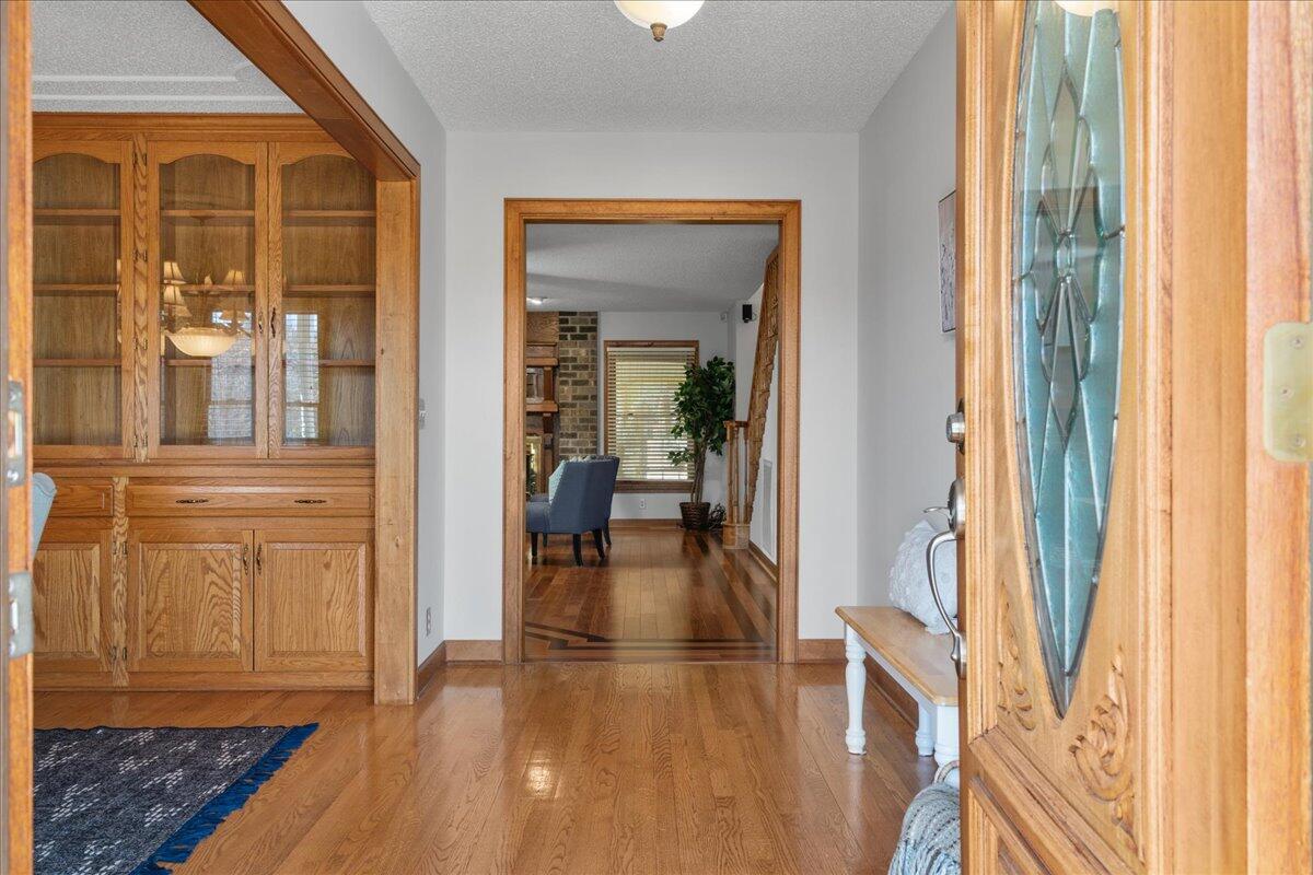 412 State Rd S-8-375 Moncks Corner, SC 29461 - Photo 6 of 62 Entryway