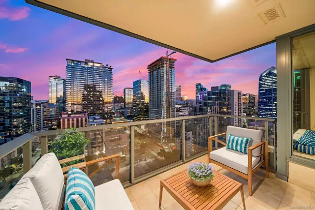 $974,900 | 1388 Kettner Boulevard, Unit 2005, San Diego, CA 92101