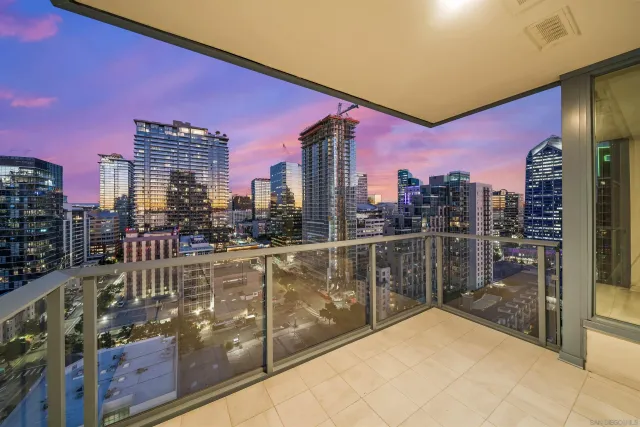 $974,900 | 1388 Kettner Boulevard, Unit 2005, San Diego, CA 92101