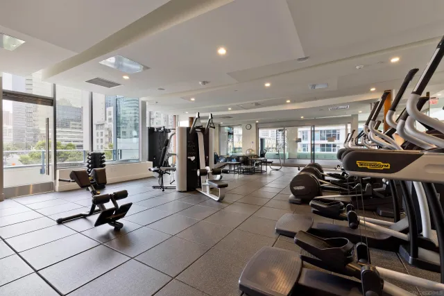 $974,900 | 1388 Kettner Boulevard, Unit 2005, San Diego, CA 92101