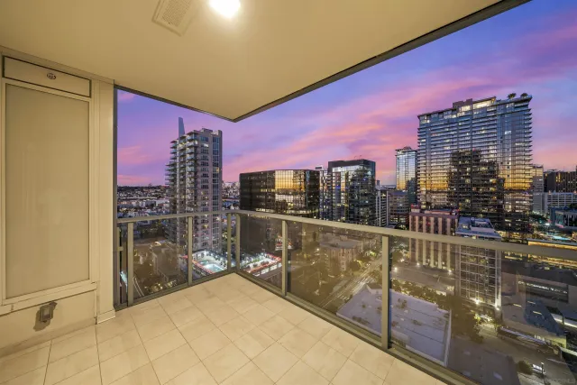 $974,900 | 1388 Kettner Boulevard, Unit 2005, San Diego, CA 92101