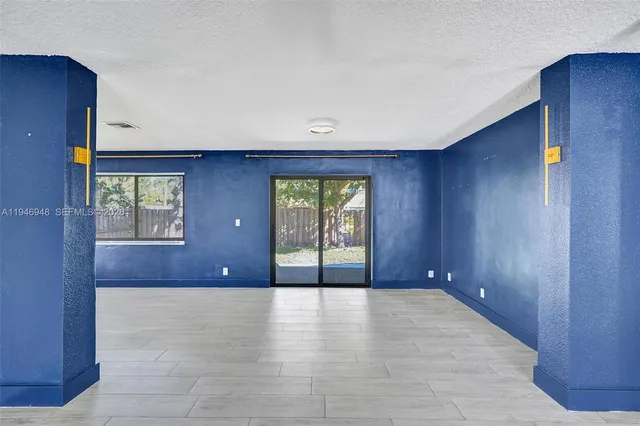 $3,850 | 8105 Southwest 19th Street, North Lauderdale, FL 33068