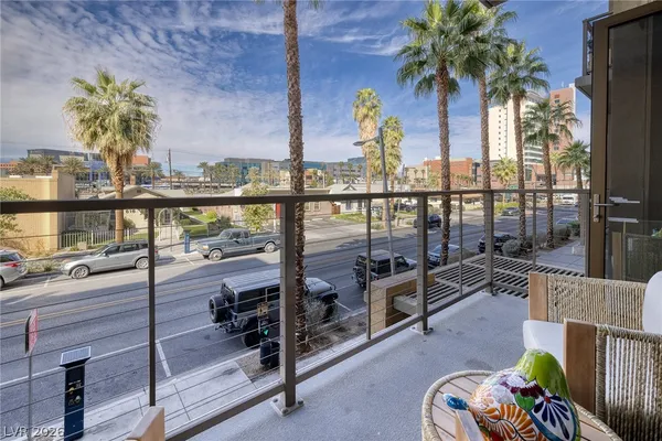 $2,800 | 353 East Bonneville Avenue, Unit 233, Las Vegas, NV 89101