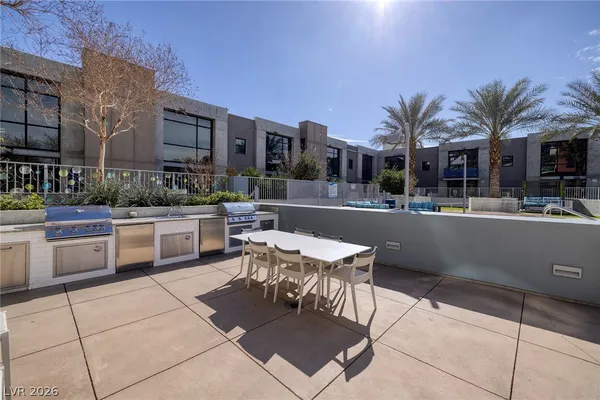 $2,800 | 353 East Bonneville Avenue, Unit 233, Las Vegas, NV 89101
