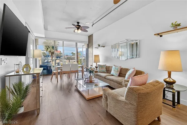 $2,800 | 353 East Bonneville Avenue, Unit 233, Las Vegas, NV 89101