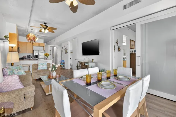 $2,800 | 353 East Bonneville Avenue, Unit 233, Las Vegas, NV 89101