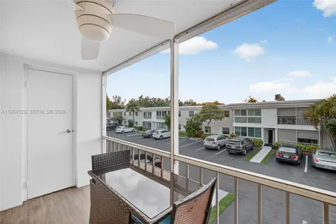 $399,000 | 6471 Bay Club Drive, Unit 3, Fort Lauderdale, FL 33308