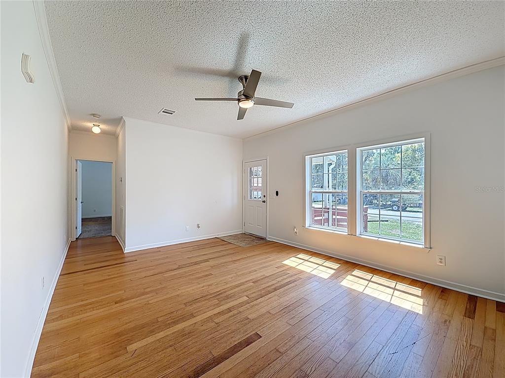 28477 Sentinel Street Nobleton, FL 34661 - Photo 8 of 32