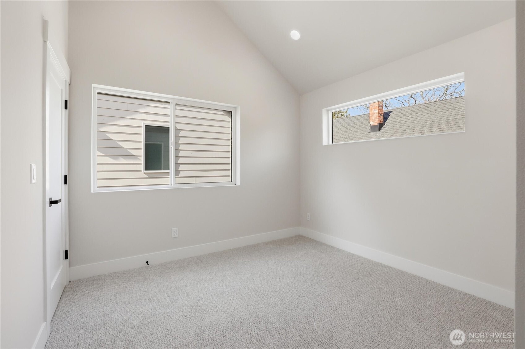 3324 35th Avenue South, Unit A Seattle, WA 98144 - Photo 16 of 20 an empty room with a window