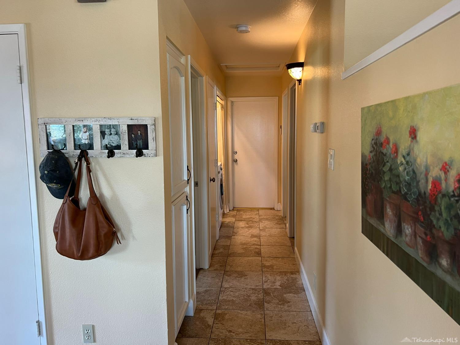 21621 Quail Springs Road Tehachapi, CA 93561 - Photo 13 of 43 Gallery Image 13