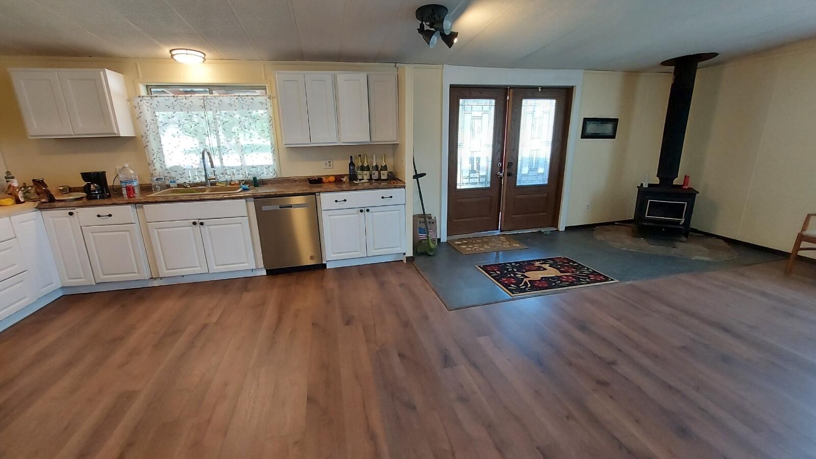 9728 Ben Kerns Road Klamath Falls, OR 97601 - Photo 10 of 58 Kitchen