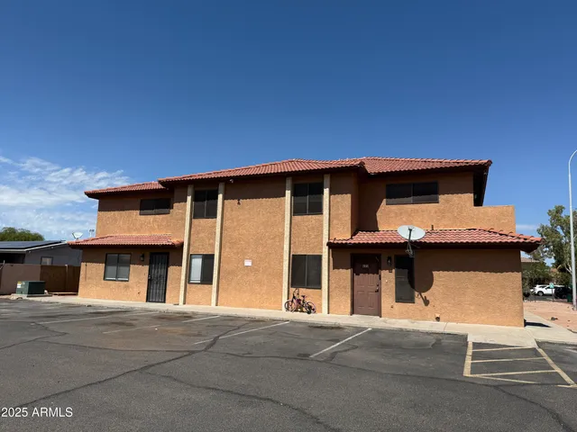 $1,100 | 2650 East McKellips Road, Unit 223, Mesa, AZ 85213