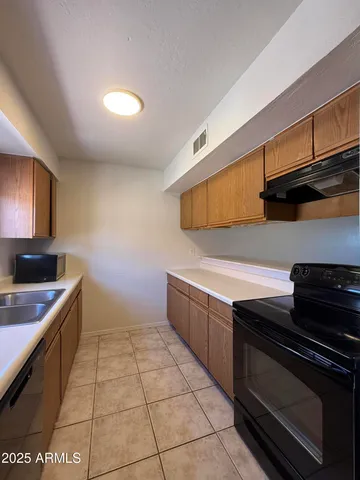 $1,100 | 2650 East McKellips Road, Unit 223, Mesa, AZ 85213