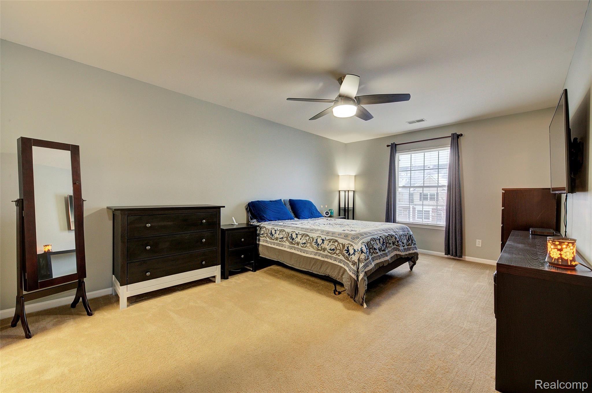 1115 Rial Lake Drive Howell, MI 48843 - Photo 18 of 29 930A0336_7_8.jpg