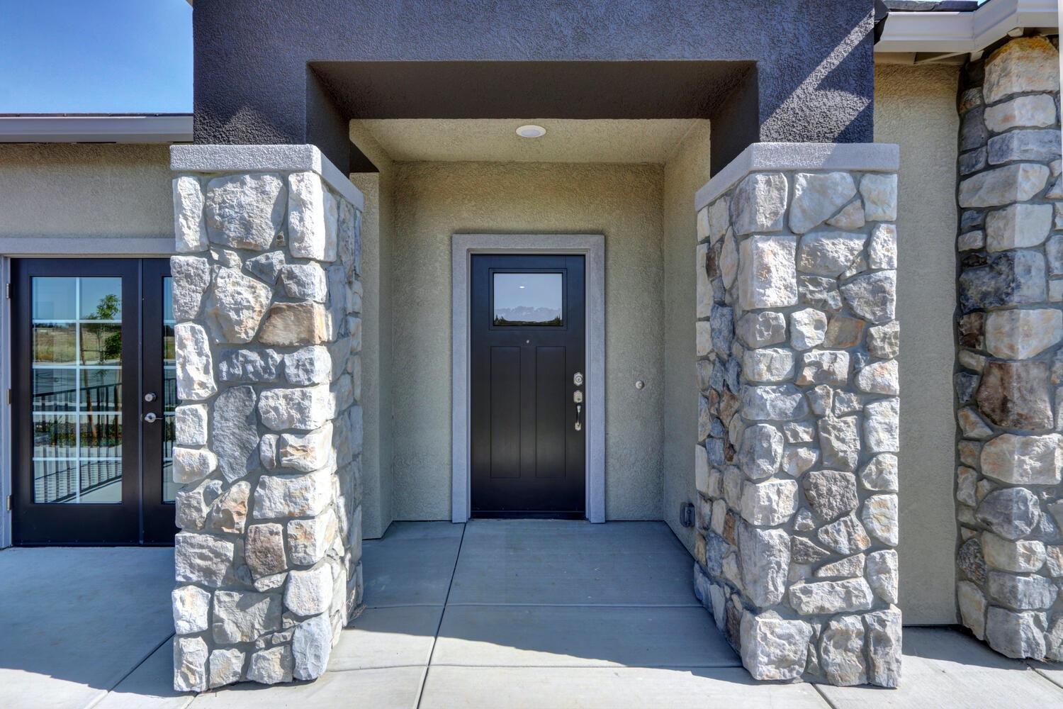 936 Norman Road Galt, CA 95632 - Photo 2 of 24