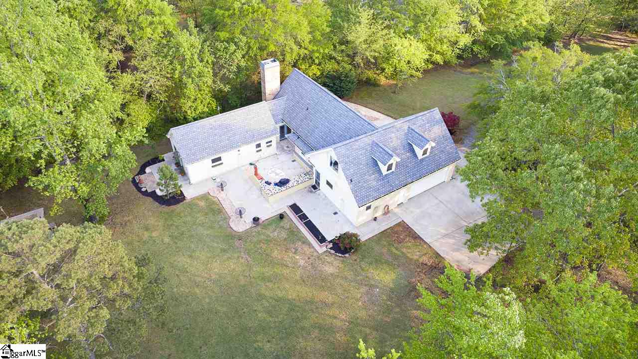 215 Roper Mountain Rd Extension Greenville, SC 29615 - Photo 4 of 36