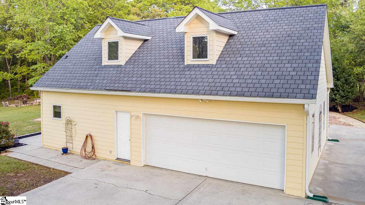 215 Roper Mountain Rd Extension Greenville, SC 29615 - Photo 33 of 36