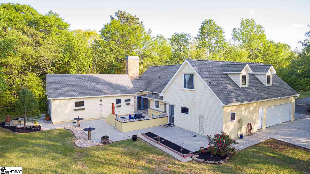 215 Roper Mountain Rd Extension Greenville, SC 29615 - Photo 5 of 36