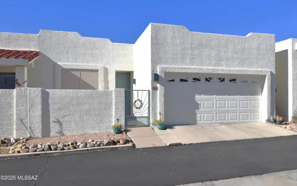 $289,500 | 2816 South Stacy Drive, Tucson, AZ 85713