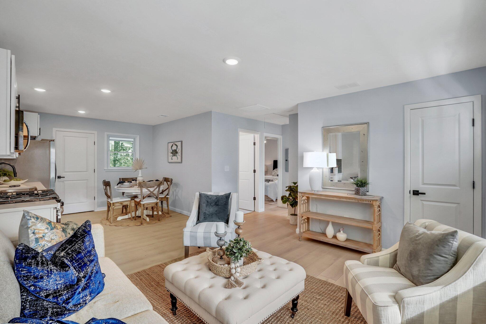 1524 Orange Grove Road, Unit A Charleston, SC 29407 - Photo 4 of 15 Charming Living Room