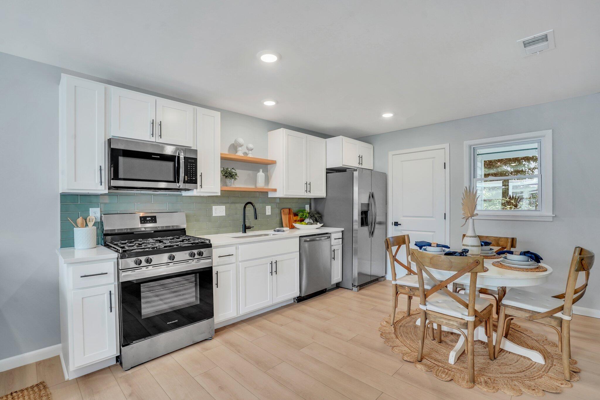 1524 Orange Grove Road, Unit A Charleston, SC 29407 - Photo 5 of 15 Stunning Kitchen