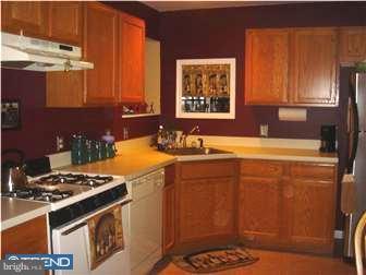 105 Davis Road Runnemede, NJ 08078 - Photo 3 of 7