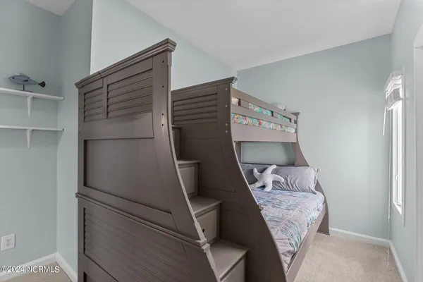 $2,350 | 1406 Evans Street, Unit A, Morehead City, NC 28557