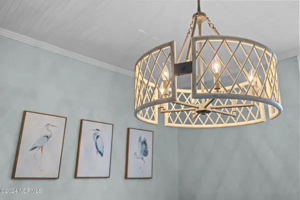 $2,350 | 1406 Evans Street, Unit A, Morehead City, NC 28557