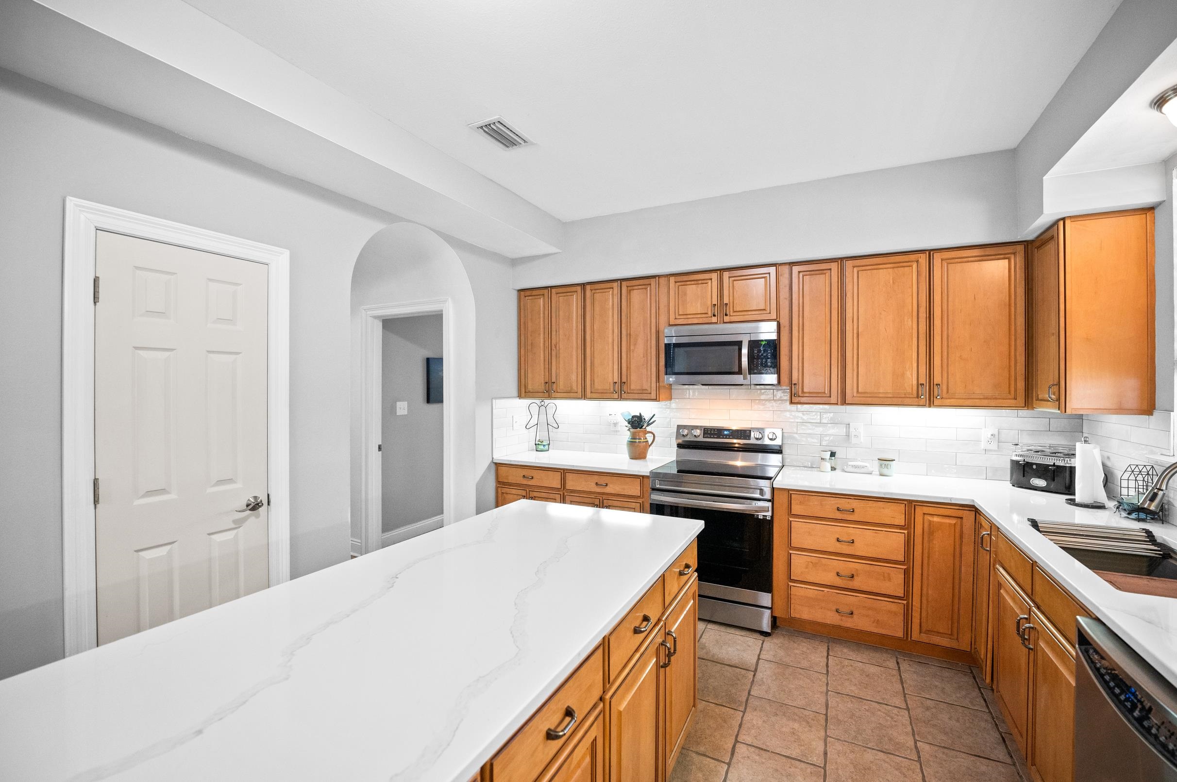 12846 Underwood Road Summerdale, AL 36580 - Photo 36 of 58 Kitchen