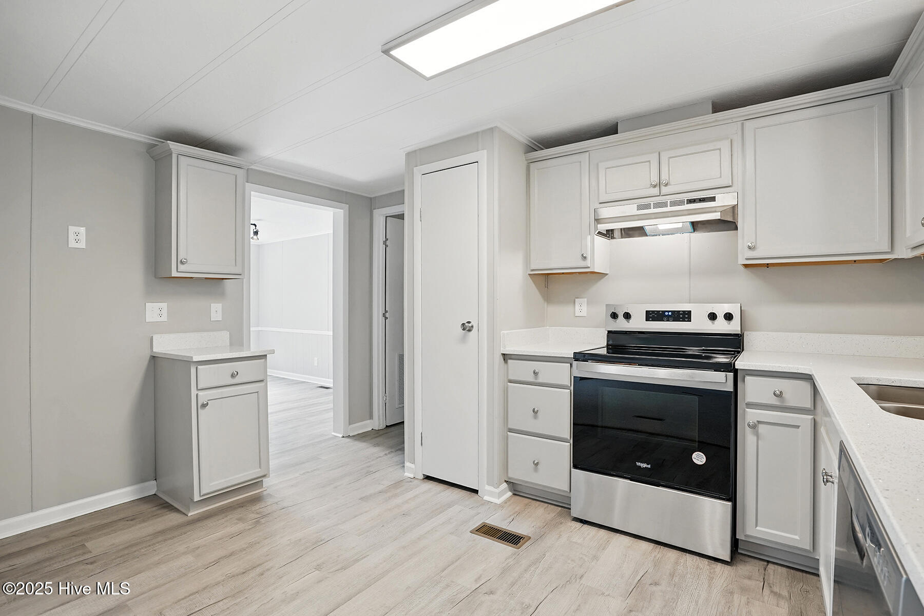 1392 L L Cooper Road Cameron, NC 28326 - Photo 13 of 31 Kitchen